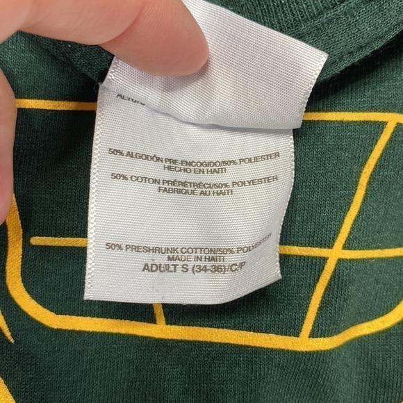 Hanes The Claymaker Green Bay Packers Short Sleeve Graphic Tshirt Size Small - Picture 5 of 6